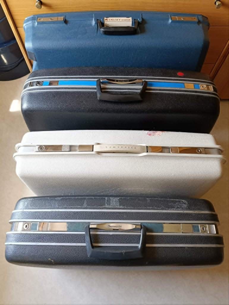 lot de valises Samsonite et Delsey, Enlèvement, Utilisé, Plastique dur, Roulettes