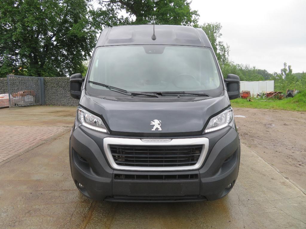 Peugeot Boxer 2.2BlueHDI - L2H2 - 2023 - 52.821km - €6d, Auto's, Bestelwagens en Lichte vracht, 4 cilinders, Zwart, 5 deurs, https://public.car-pass.be/vhr/c82fe6c8-3e91-4172-b1dc-1ea83d5aae24
