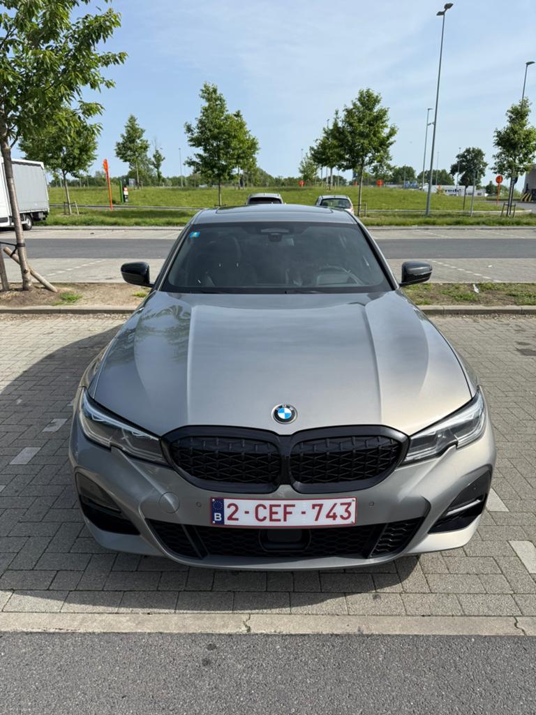 BMW 330e M-Sport Pack Individual, Autos, BMW, Particulier, Série 3, ABS, Caméra de recul, Phares directionnels, Régulateur de distance