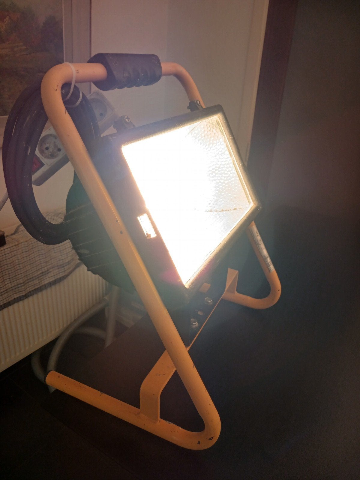 ( spot )  projecteur.  Éclairage de chantier de 1000 watts, Bricolage & Construction, Enlèvement