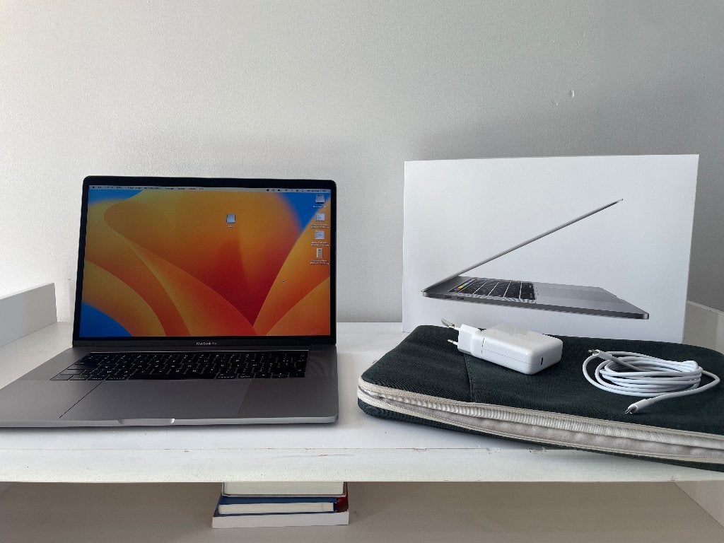MacBook Pro 15" 2017, i7 2,9 GHz, 16 Go, 1 To SSD, Informatique & Logiciels, Utilisé, 1 TB ou plus, Azerty, 15 pouces