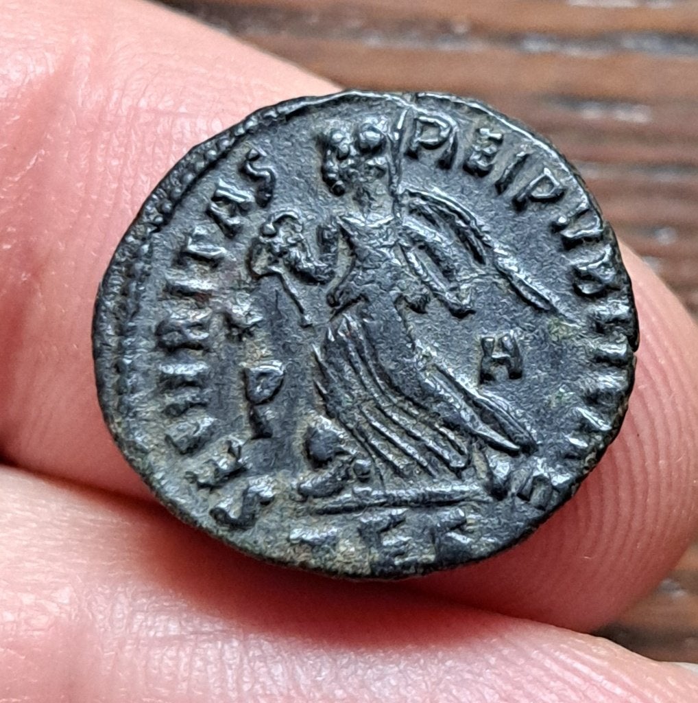 Valentinien Ier - Nummus SECURITAS REIPUBLICAE, Enlèvement ou Envoi, Autres pays, Monnaie en vrac