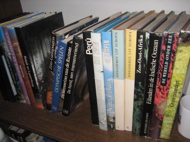 BOEKEN - Artis & Historia - Lot van 17 Boeken, Boeken, Ophalen of Verzenden, Zo goed als nieuw, Los deel, Algemeen