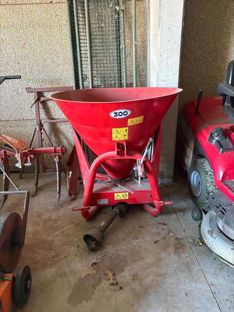 Kunstmeststofspreider  FS300, Pâturage