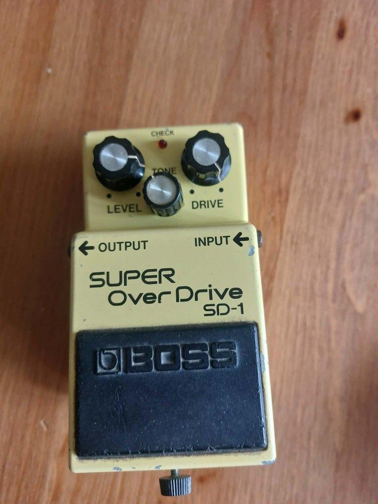 Pédale Boss SD-1 Japan, Musique & Instruments, Effets, Enlèvement ou Envoi, Utilisé, Distortion, Overdrive ou Fuzz