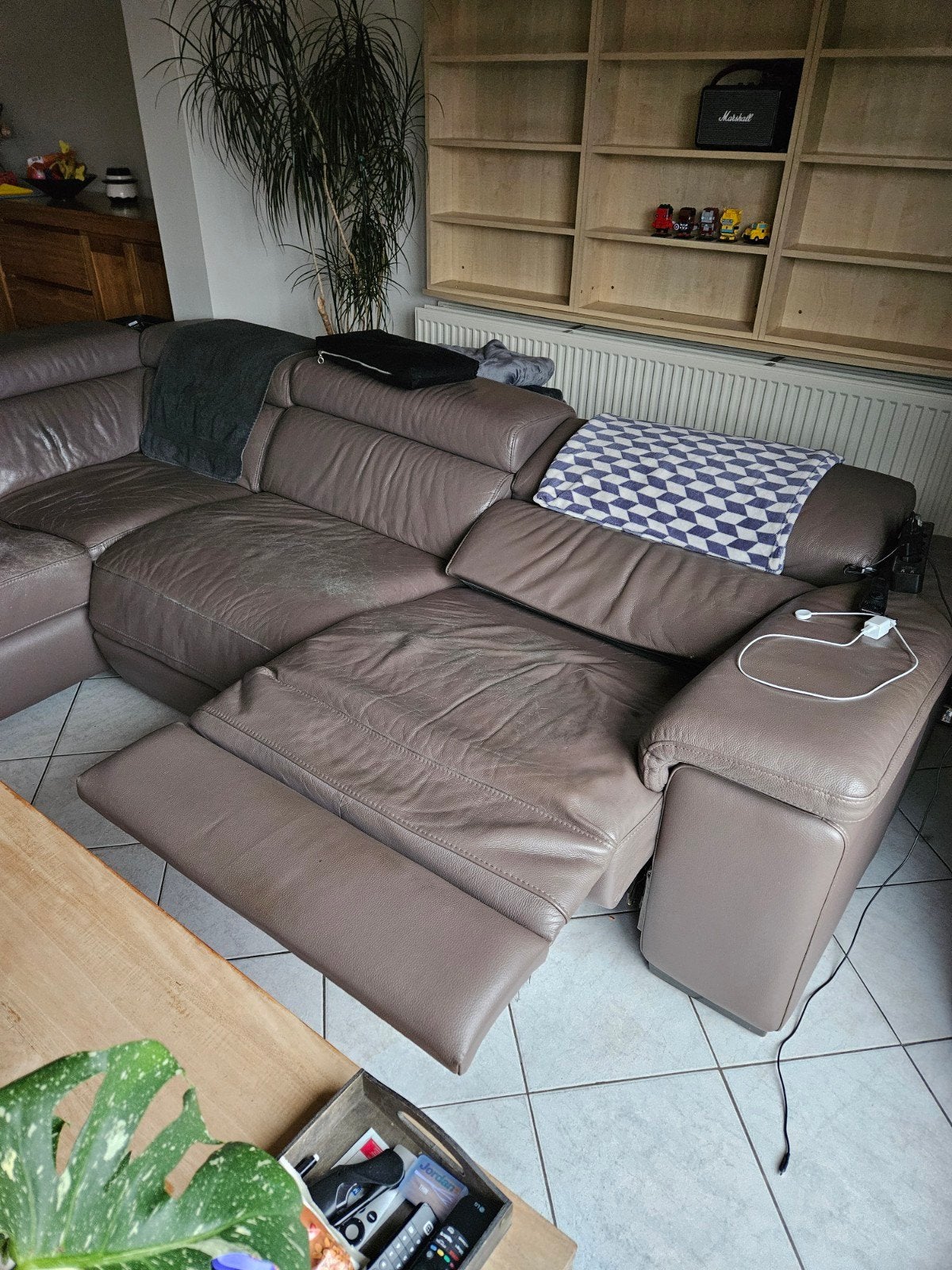 Gratis Hoeksalon, Enlèvement, Utilisé, Cuir, Hoek