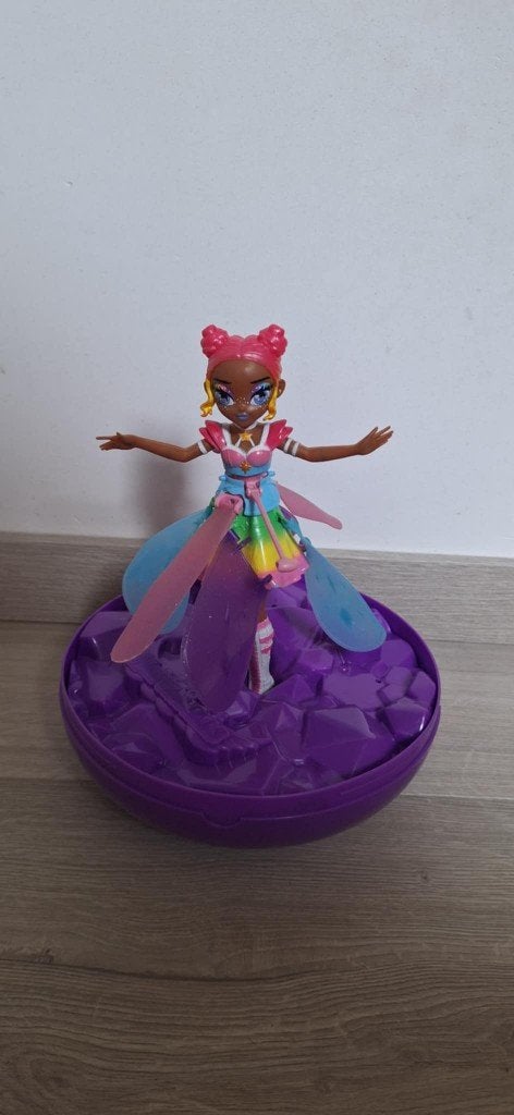 Hatchimals Pixies Crystal Flying fairy (vliegende fee), Kinderen en Baby's, Speelgoed | Overig, Ophalen, Zo goed als nieuw, Jongen of Meisje