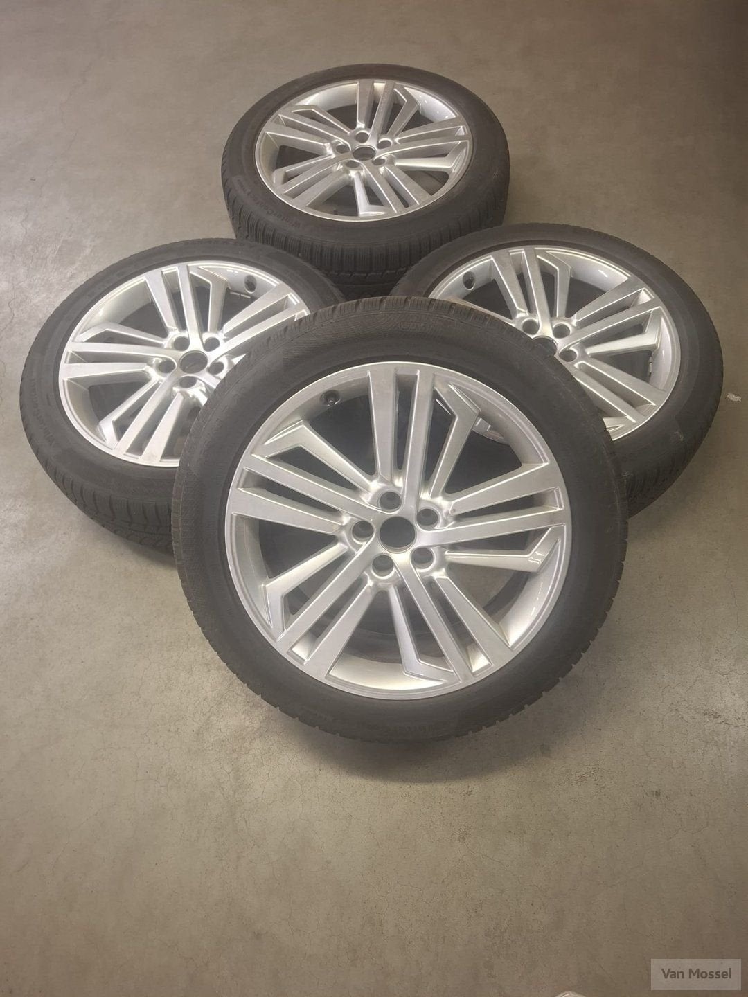 Audi Q5 Continental WinterContact TS850P 225/45/R20 101V, Pneus et Jantes, Pneus hiver, Véhicule de tourisme, -