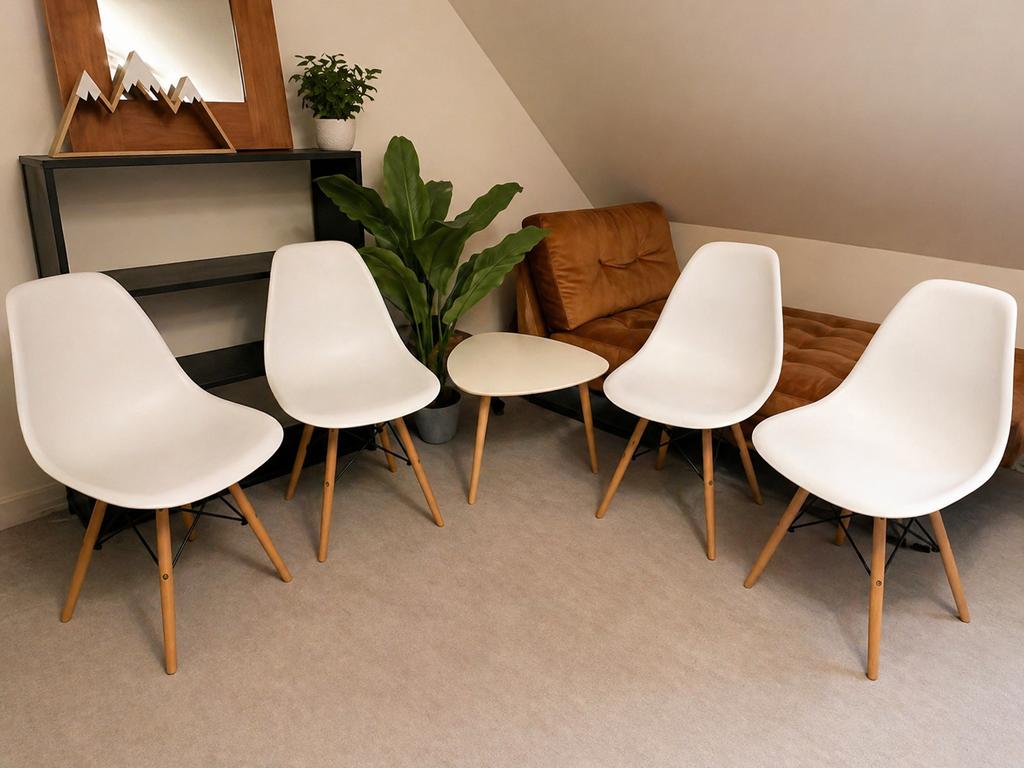 Scandinavische kuipstoel €25/stuk-Eames stijl -DSW stoel, Huis en Inrichting, Stoelen, Wit, Ophalen