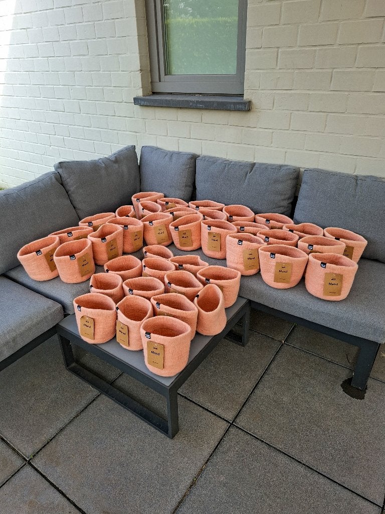 ThuisWAAR vilten mandje / bloempot poederroze (NIEUW), Tuin en Terras, Bloempotten, Nieuw, Ophalen of Verzenden