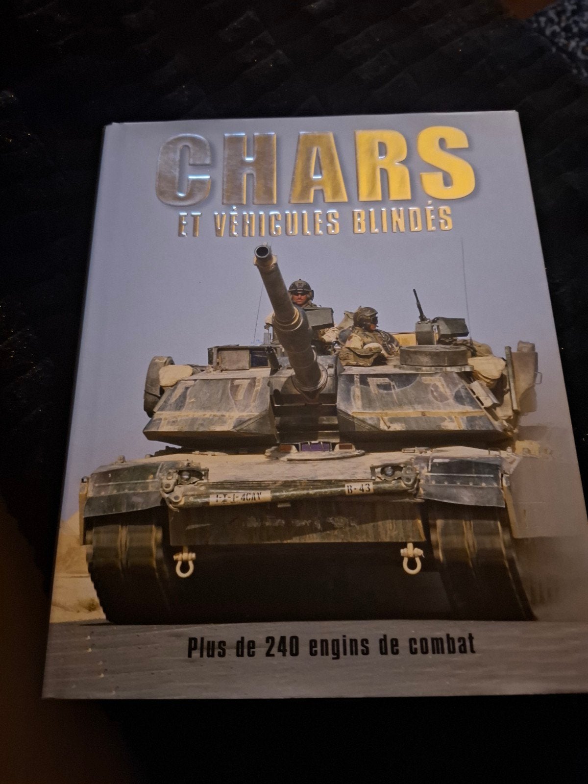 encyclopédie chars et vehicules blindés  neuf, Enlèvement ou Envoi