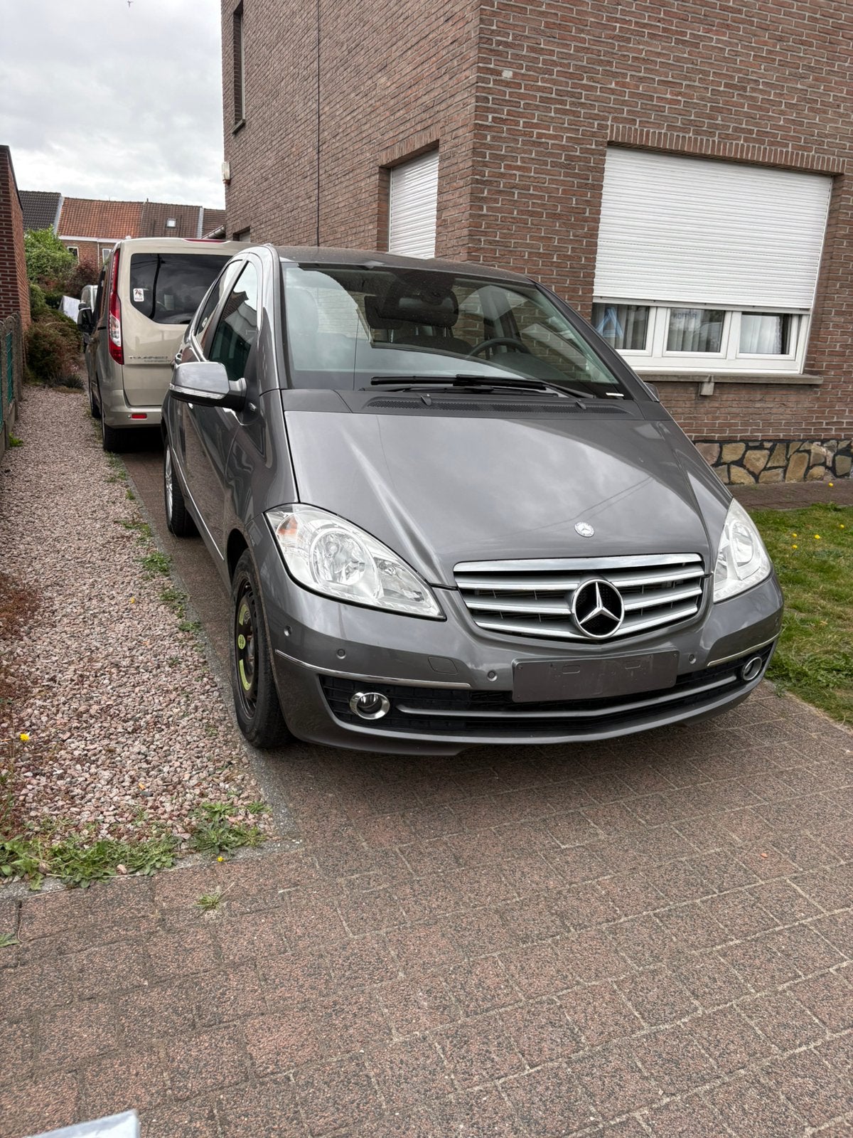 Mercedes A Klasse 1.5 benzine Automaat, Auto's, 4 deurs, Zwart, Leder en Stof, Bedrijf