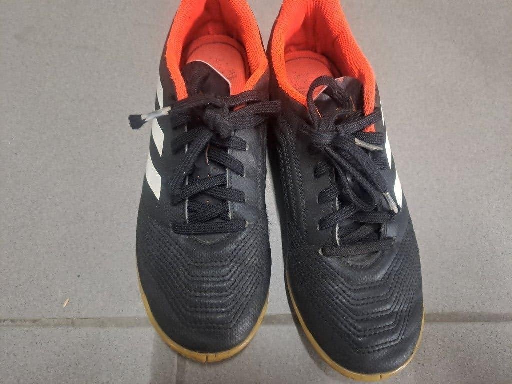 LoopSchoenen en voetbalschoenen maat 35, Ophalen, Gebruikt, Jongen, Schoenen