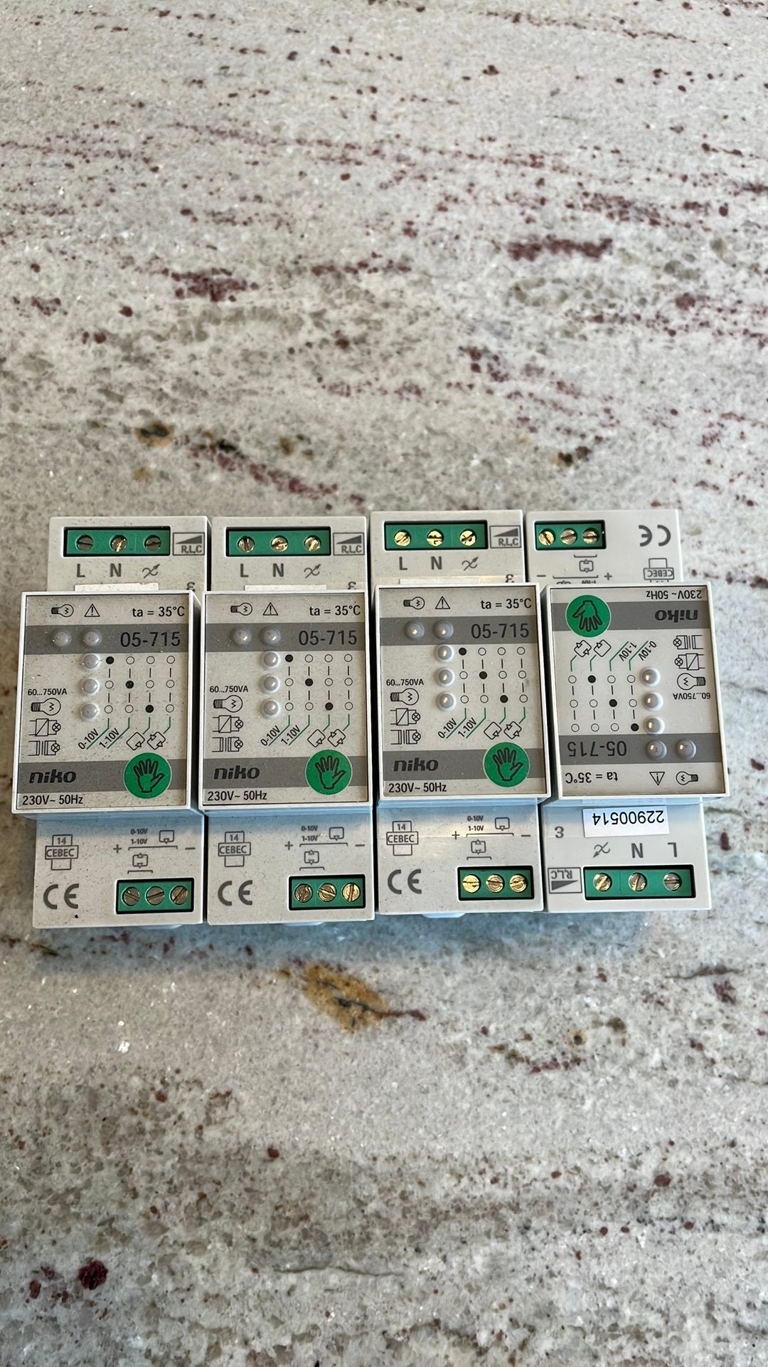 Nikobus dimmers 05-715, Bricolage & Construction, Électricité & Câbles, Enlèvement