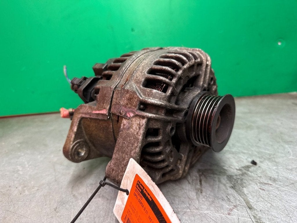 ALTERNATEUR V-Snaar Opel Corsa D (|13222931|0124425057|), Robert Bosch AG, Opel, Utilisé, Robert-Bosch-Allee 1
74232  Abstatt, DE
