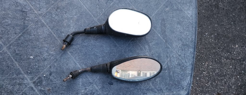 2 scooterspiegels, verschillende types, Fietsen en Brommers, Ophalen, Gebruikt