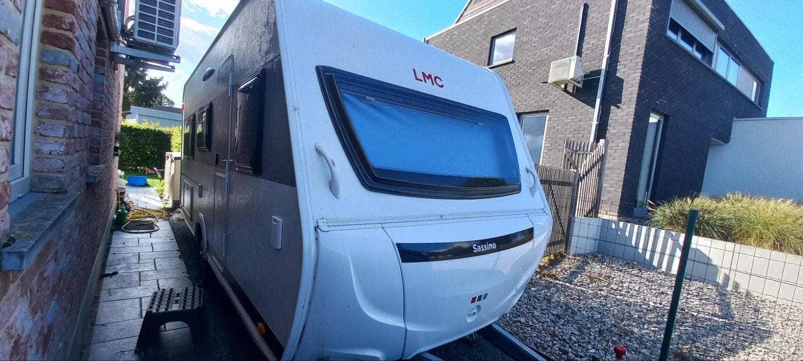 magnifique LMC Sassino 460E bwj 2023, Caravanes & Camping, Particulier, Siège de train, Poêle