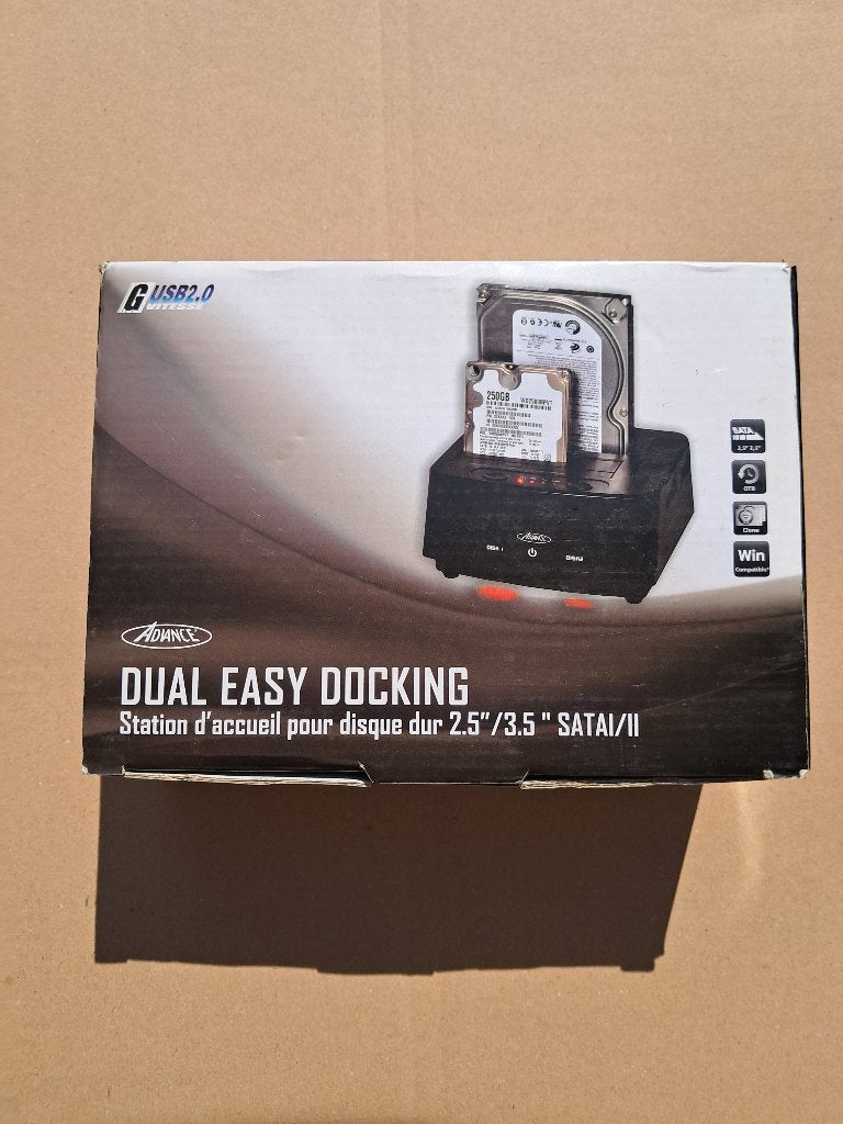 DUAL ESAY DOCKING, Informatique & Logiciels, Boîtiers d'ordinateurs, Enlèvement, Neuf