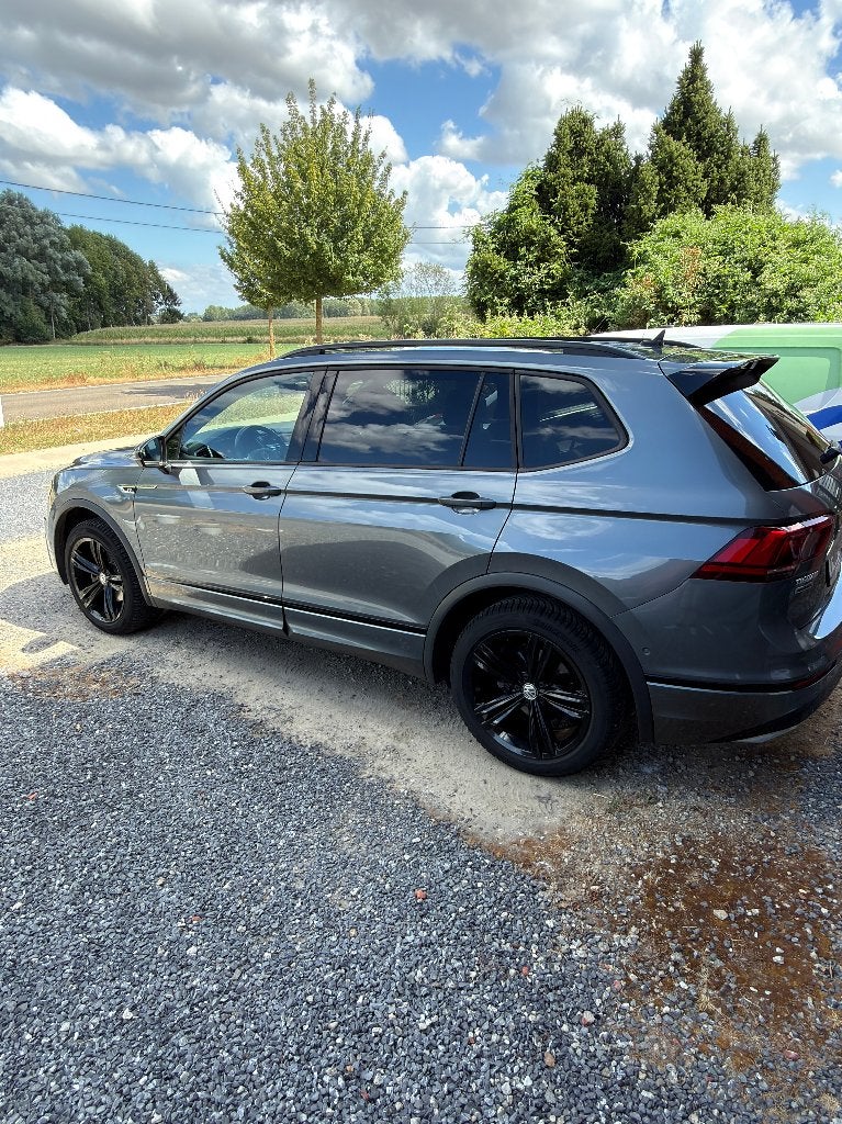 Volkswagen Tiguan Allspace 1.5 TSI (R-Line Black Style), Autos, Cuir, Argent ou Gris, Achat, Euro 6