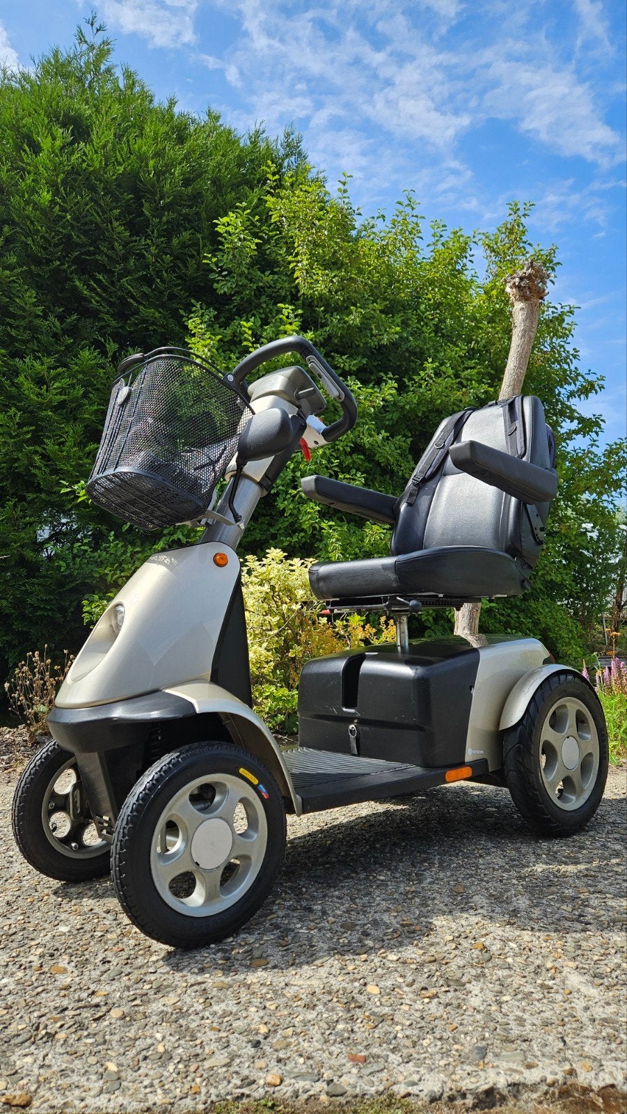 Handicare Trophy6 stabiele 4-wiel scootmobiel, Super geveerd, Ophalen, Zo goed als nieuw, Elektrische rolstoel