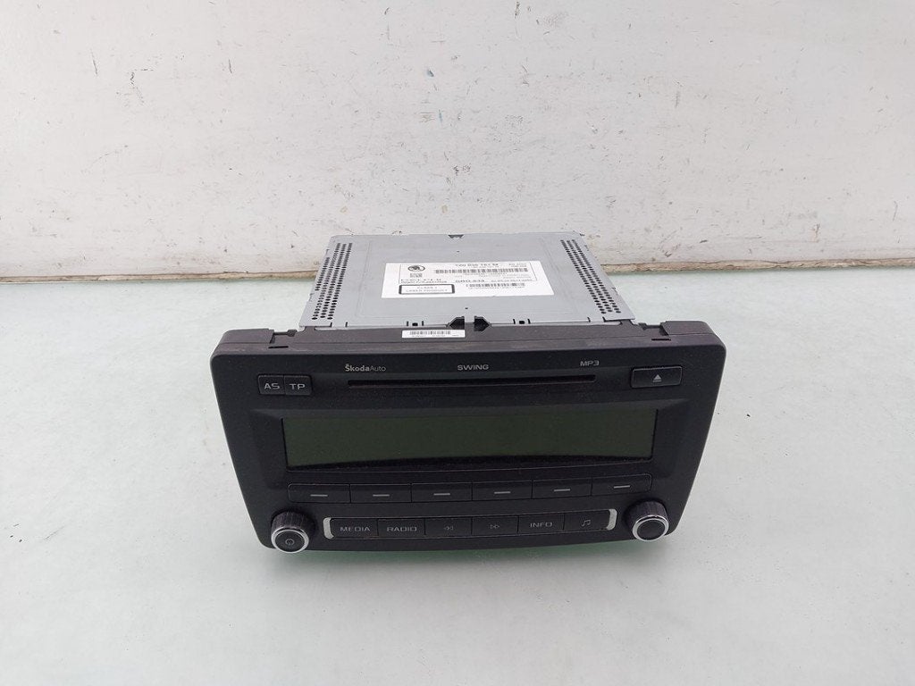RADIO Skoda Yeti (5LAC) (01-2009/12-2017) (|1Z0035161M|), Utilisé, Info@skoda-auto.de, Skoda, Max-Planck-Straße  3-5
64331  Weiterstadt, DE