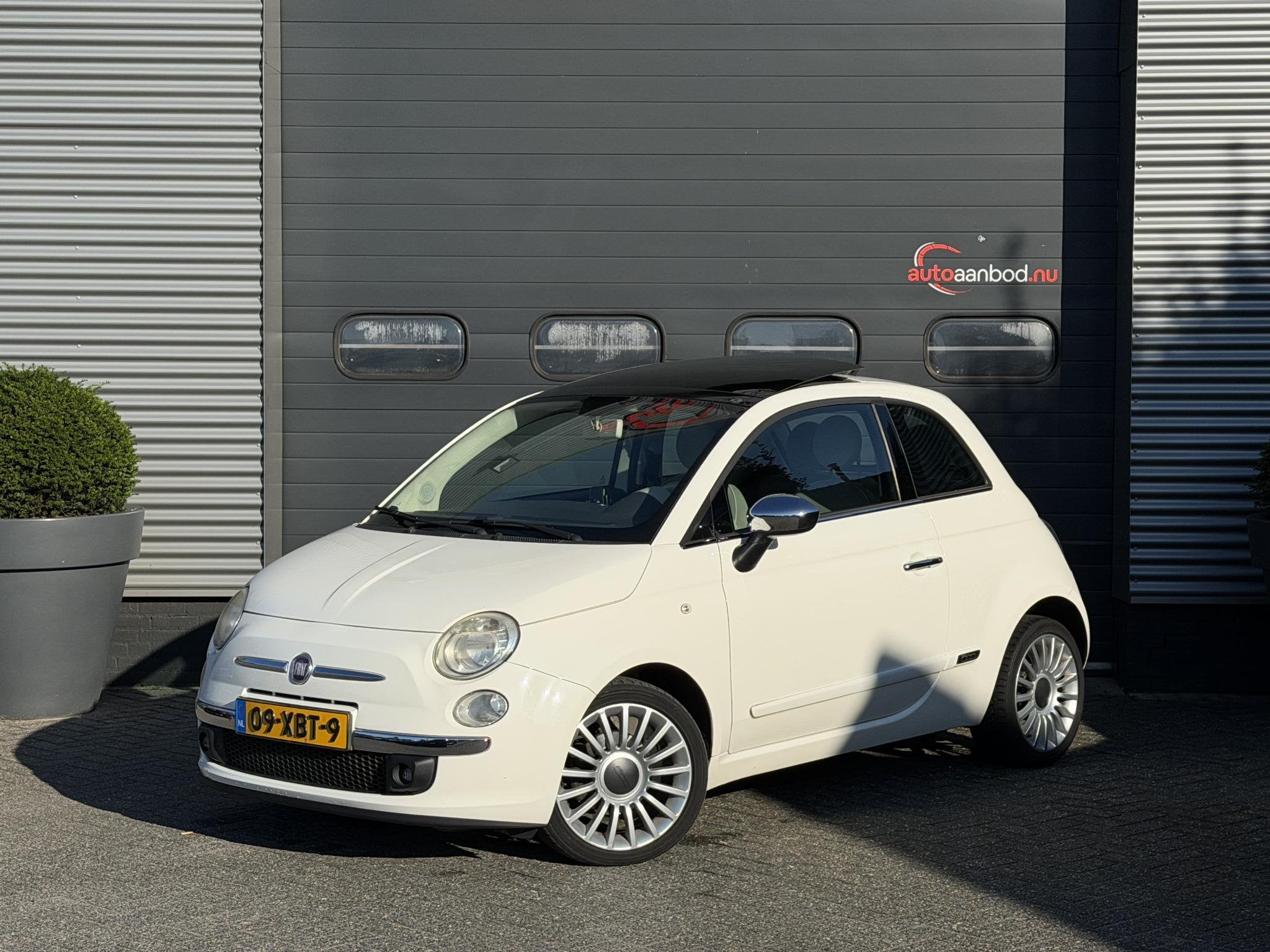 Fiat 500 0.9 TwinAir Lounge | Panoramadak | Navigatie | Airc, Auto's, Voorwielaandrijving, Stof, Gebruikt, 63 kW