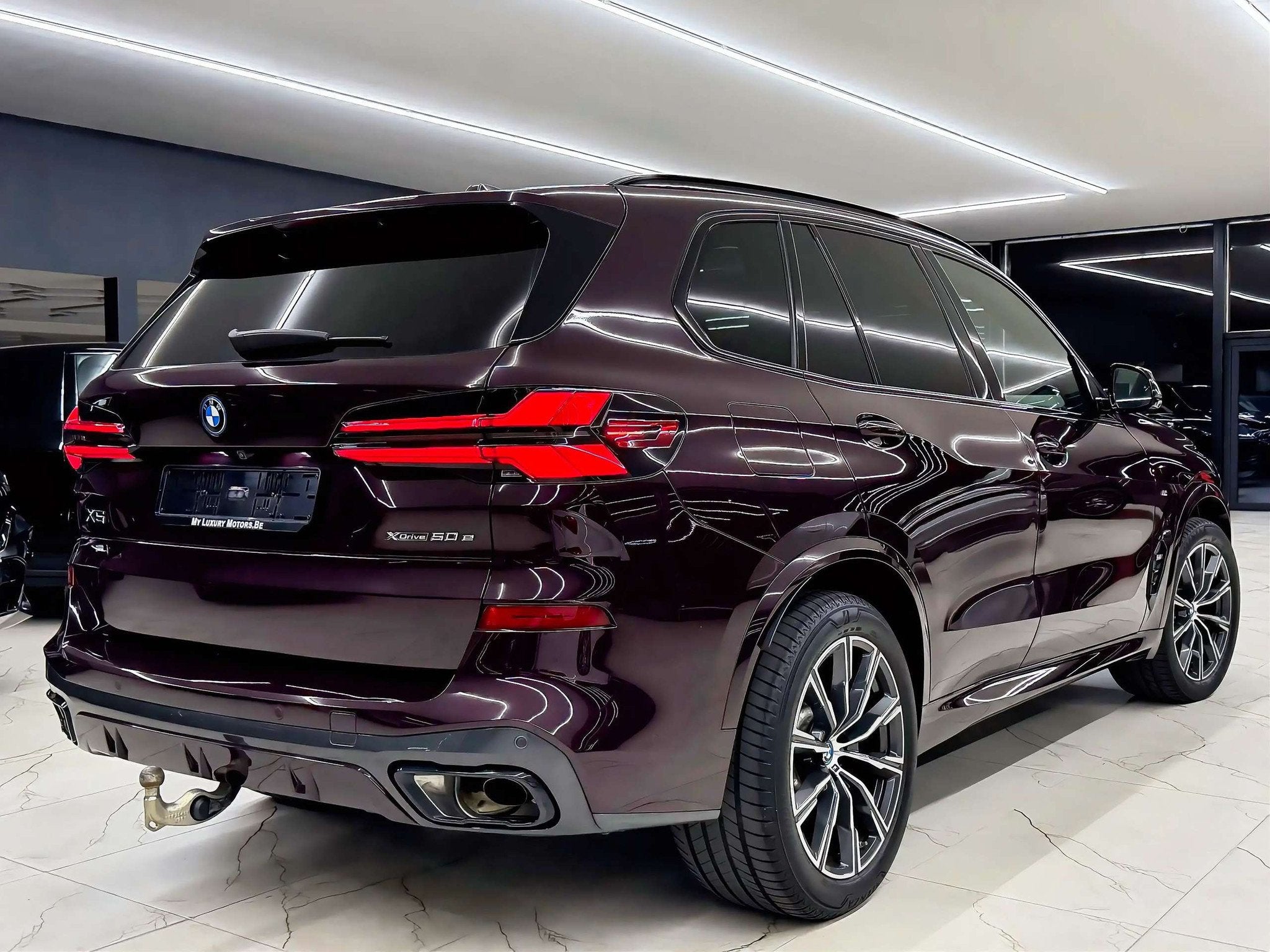 BMW X5 X-Drive50 New Model 2024 Pack Aerodynamic M Shadow li, Automaat, 230 kW, Gebruikt, Overige kleuren
