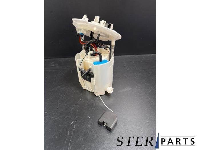 Pompe carburant électrique d'un Mercedes C-Klasse, 3 mois de garantie, Utilisé, -, -