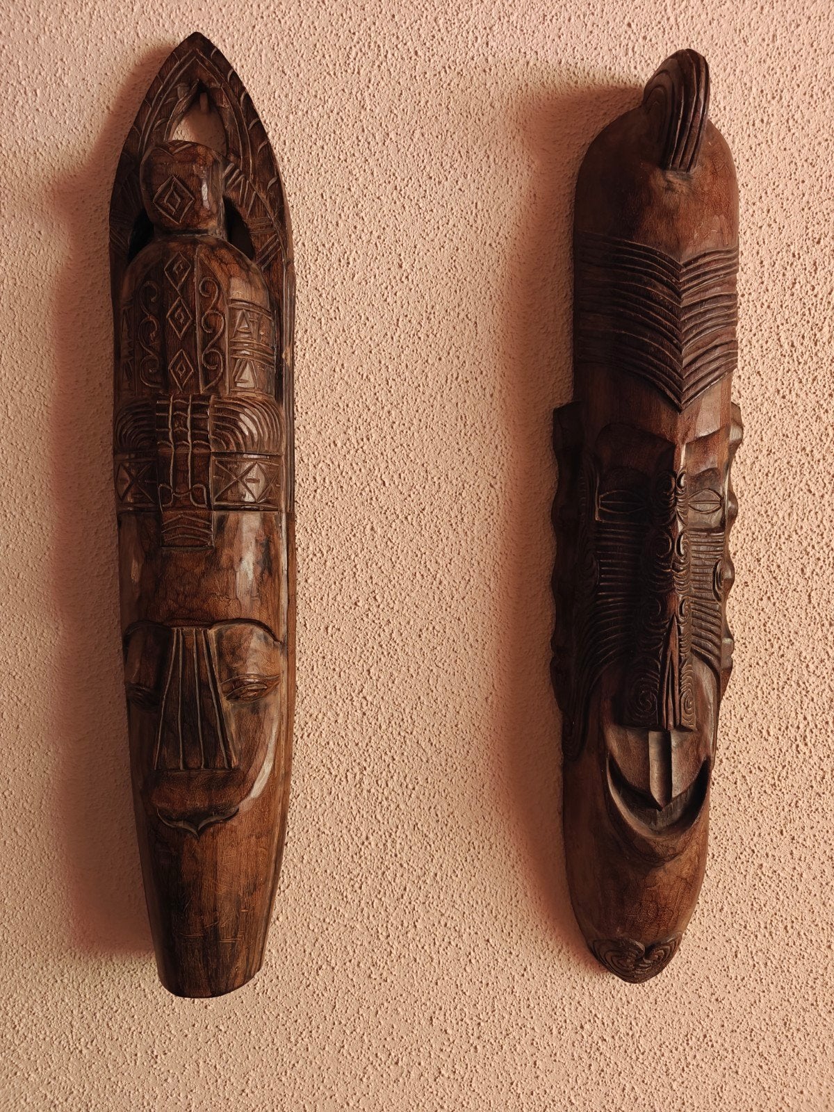 Set van 2 grote houten wandmaskers (1m lang), Antiek en Kunst, Ophalen