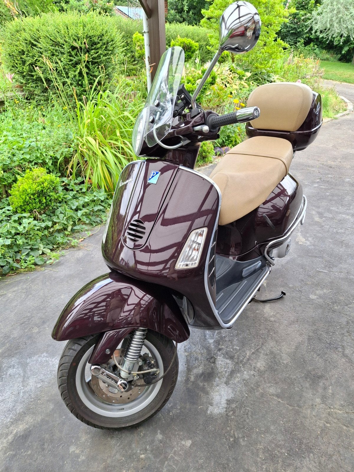 Vespa 125L Grandtourismo Chrome packet, Fietsen en Brommers, Ophalen, 125 cc, Zo goed als nieuw, Benzine