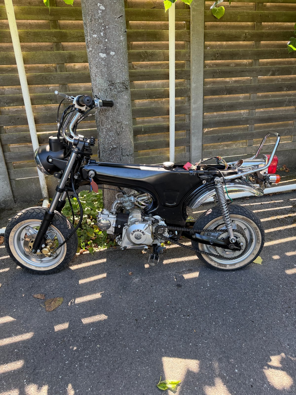 2x DAX + Onderdelen, Fietsen en Brommers, Brommers | Honda, Zo goed als nieuw, Ophalen