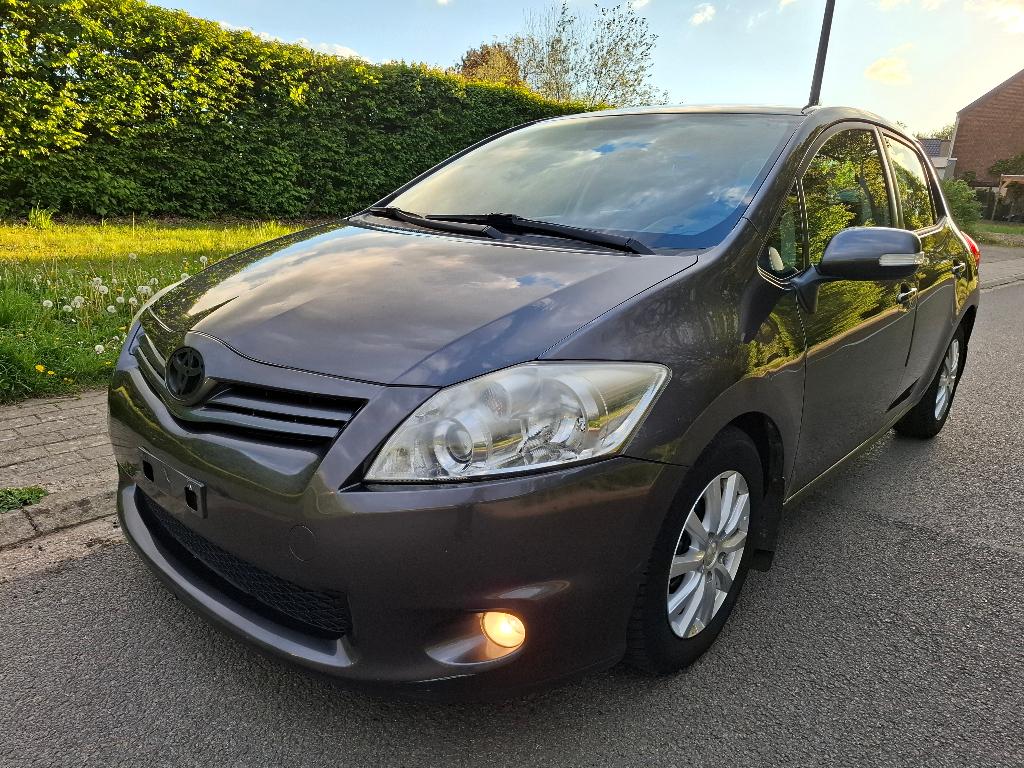 Toyota Auris 1.4 D-4D 90 CH GPS Climat 5 Portes 2011, Autos, Toyota, Particulier, Achat, Auris, ABS, Airbags, Air conditionné