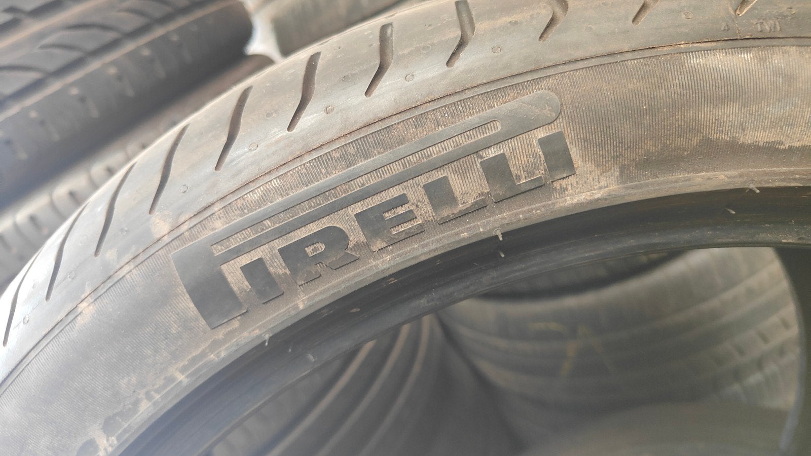 295/35r21 Pirelli 80€ per stuk met montage en balanceren, Ophalen of Verzenden