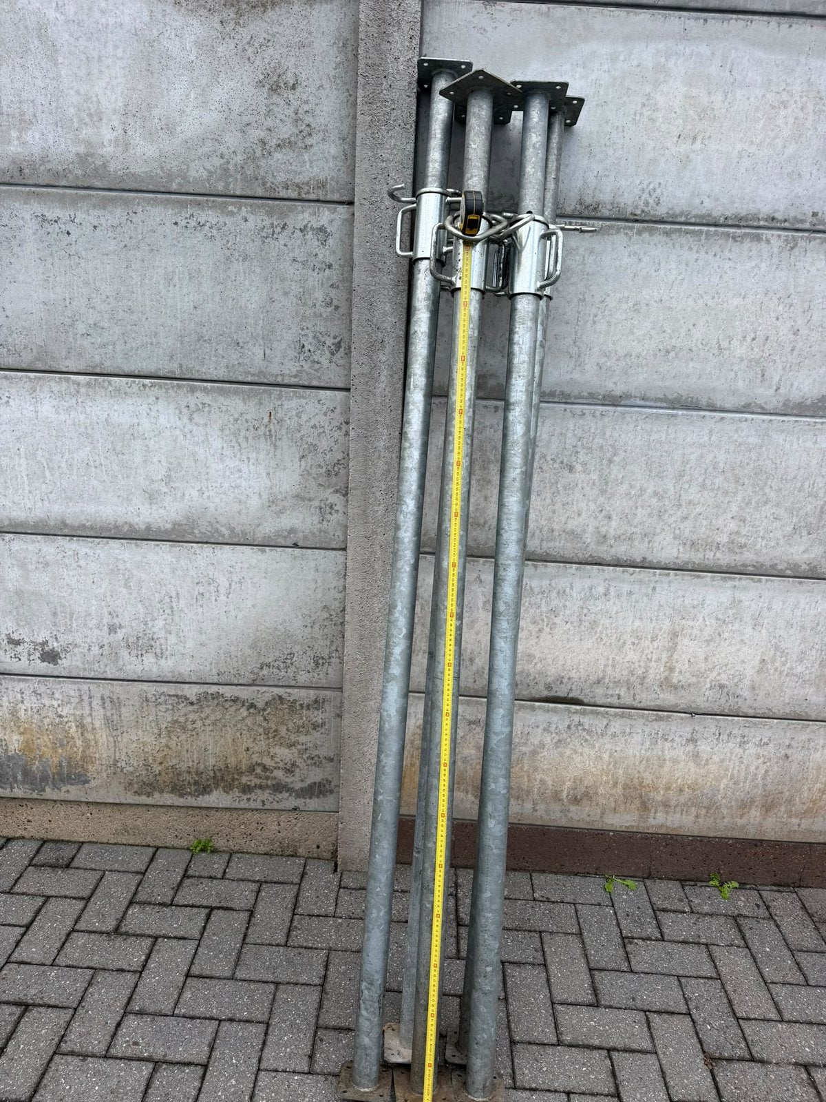Schroefstempels, Ophalen, Zo goed als nieuw