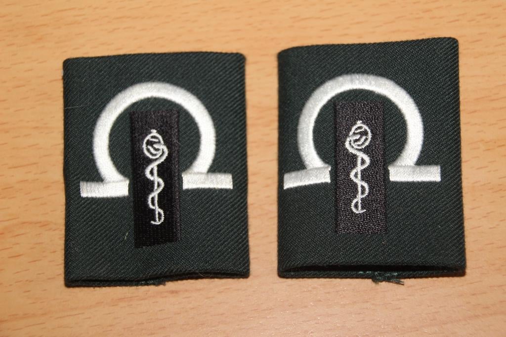 ABL Paire de passants Adjt Service Médical, Envoi, Armée de terre, Emblème ou Badge