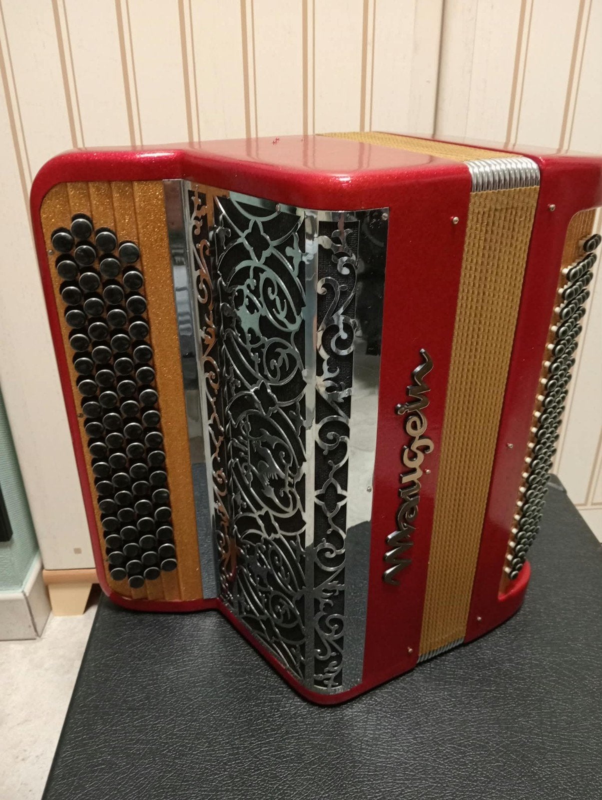 accordéon maugein do 2 basses belge, Muziek en Instrumenten, Ophalen, Met koffer
