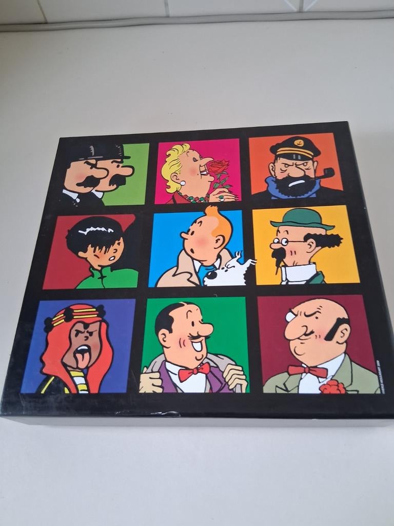 Kartonnen doos Kuifje 2009, Verzamelen, Stripfiguren, Ophalen of Verzenden, Kuifje