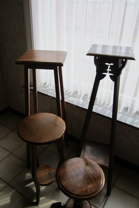 2 houten bloemenstaanders, Ophalen, Gebruikt, Binnen, Minder dan 60 cm