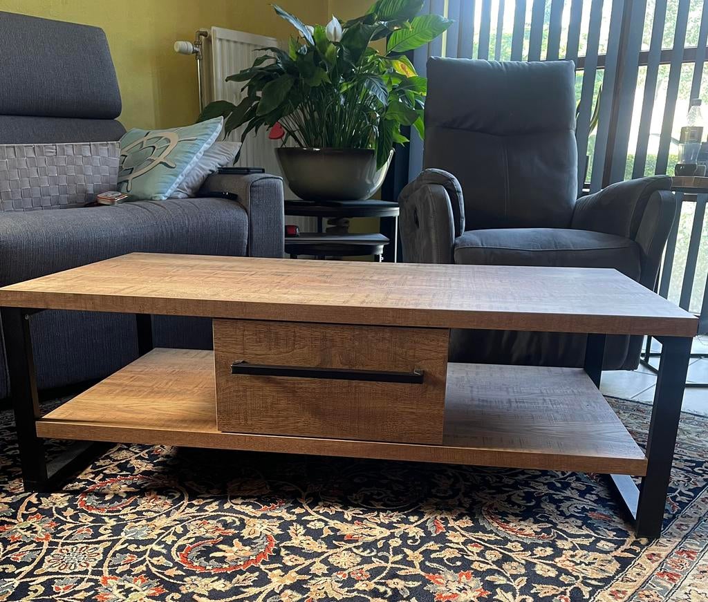 Table basse Charisma à 1 tiroir 120€, Maison & Meubles, Tables | Tables de salon, 100 à 150 cm, Moins de 50 cm, Comme neuf, Enlèvement