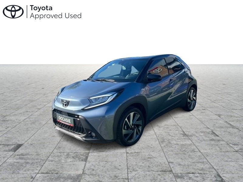 Toyota Aygo 1.0 CVT ENVY, Automaat, 72 pk, 5 deurs, Zilver of Grijs