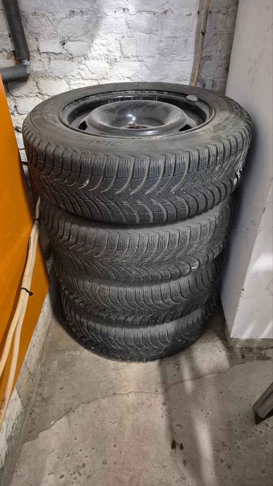 Kit pneu hiver Michelin Alpin 185/65 R15 4x108, Enlèvement, Utilisé