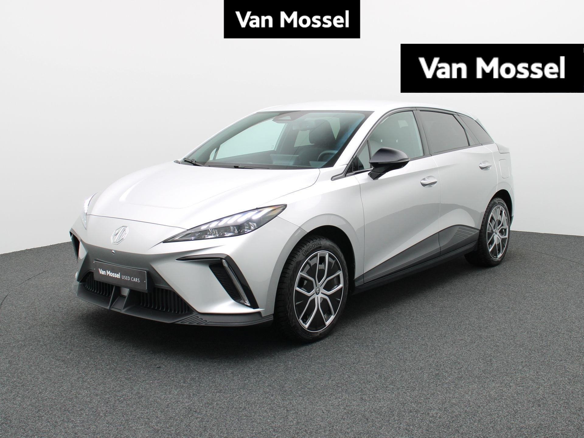MG MG4 64 kWh Luxury, Auto's, Automaat, Gebruikt, https://public.car-pass.be/vhr/e77d8928-29c6-4745-9ed5-1bc09dc0ead2, 1675 kg