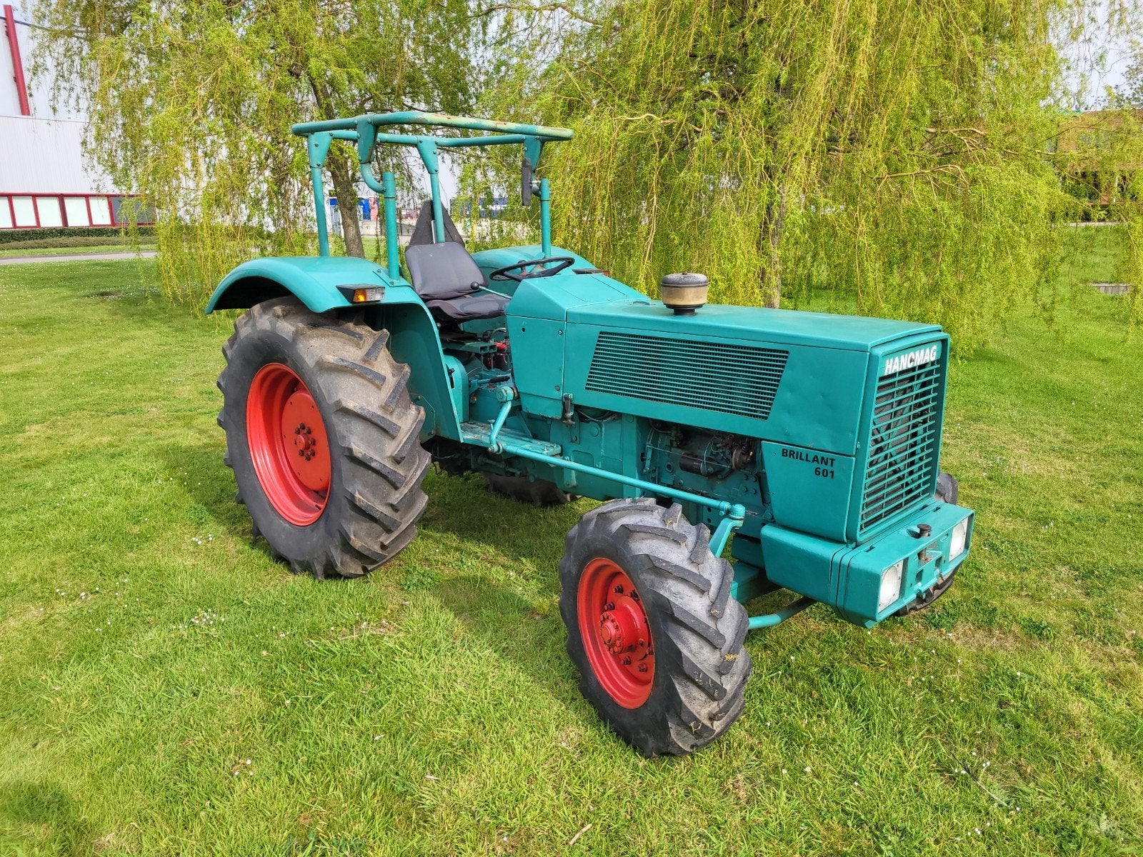 Hanomag brillant 600 4x4 oldtimer tractor tracteur, Zakelijke goederen, Ophalen