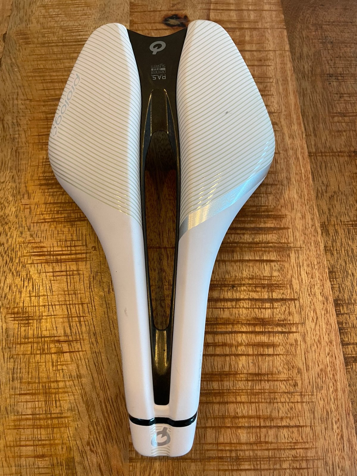 Prologo Dimension 143 Nack, Vélos & Vélomoteurs, Vélos Pièces, Enlèvement ou Envoi, Comme neuf, Selle, Carbone