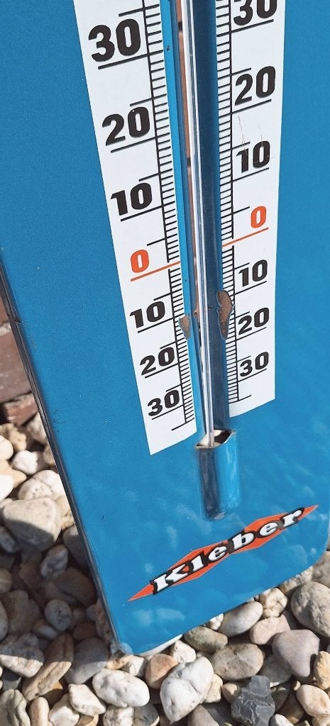 Emaille thermometer van bandenmerk Kléber V10 GT., Ophalen, Gebruikt, Reclamebord