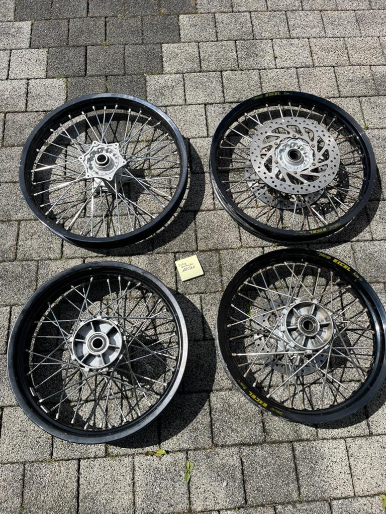 Ktm 950/990 adventure wielen, Motoren, Onderdelen | Overige, Gebruikt, Ophalen of Verzenden