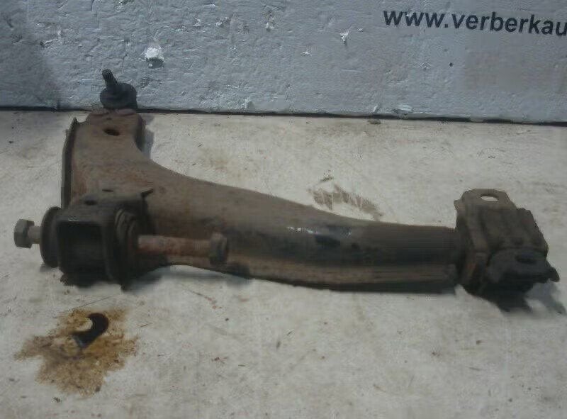 DRAAGARM RECHTS VOOR Opel Kadett E (33 / 34 / 43 / 44), Bahnhofsplatz 65423 Rüsselsheim am Main, DE, Enlèvement ou Envoi, Opel