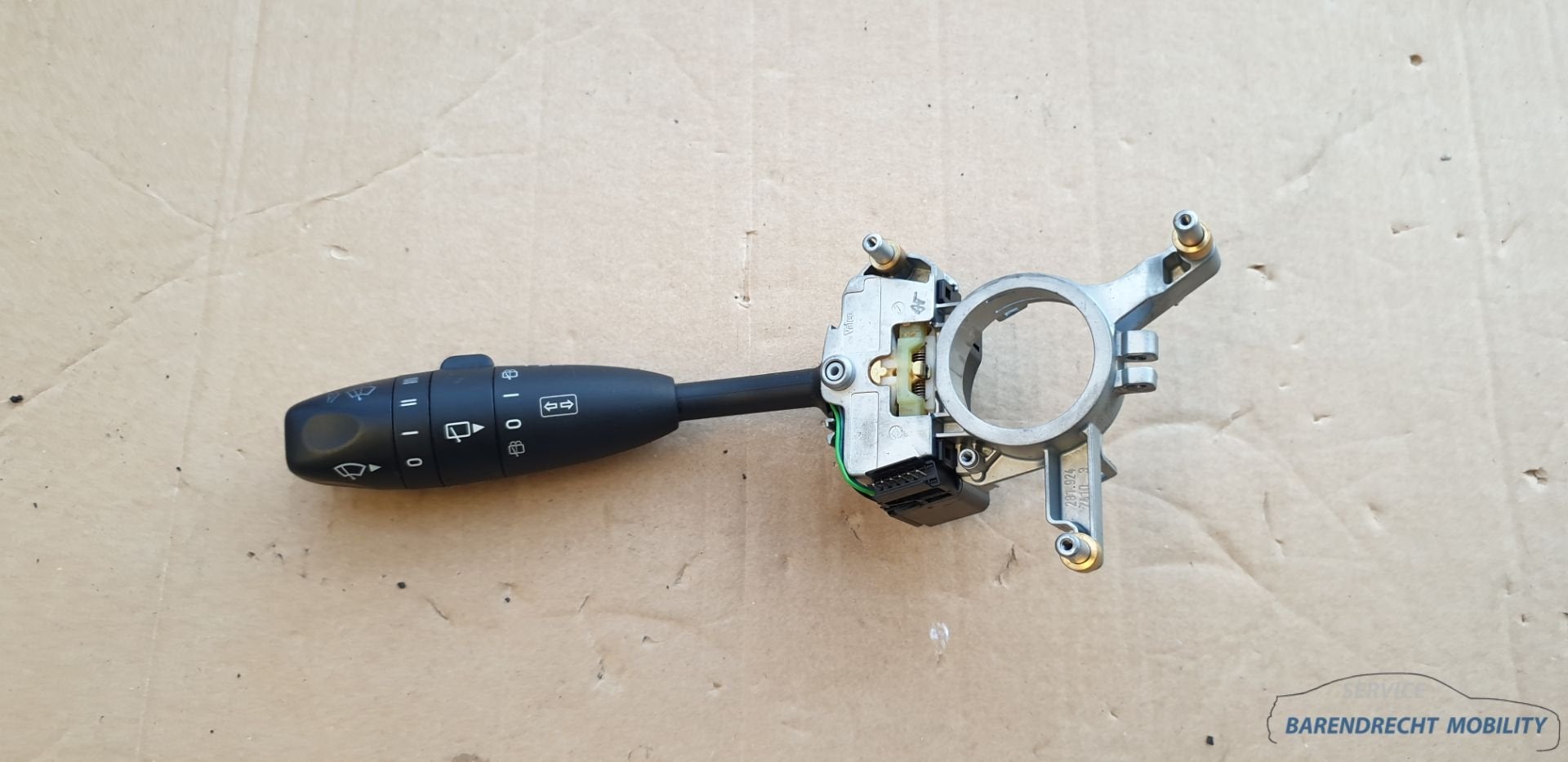 Richtingaanwijzer combischakelaar W169 A klasse Mercedes B k, Gebruikt, Mercedes-Benz AG, Mercedes-Benz, Mercedesstrasse 120
70372  Stuttgart, DE
