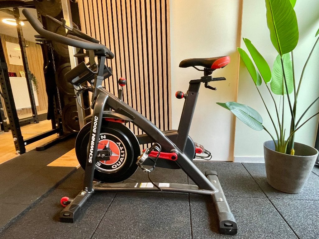 Indoor cycling bike - Schwinn 800IC, Sport en Fitness, Ophalen, Spinningfiets, Zo goed als nieuw, Metaal