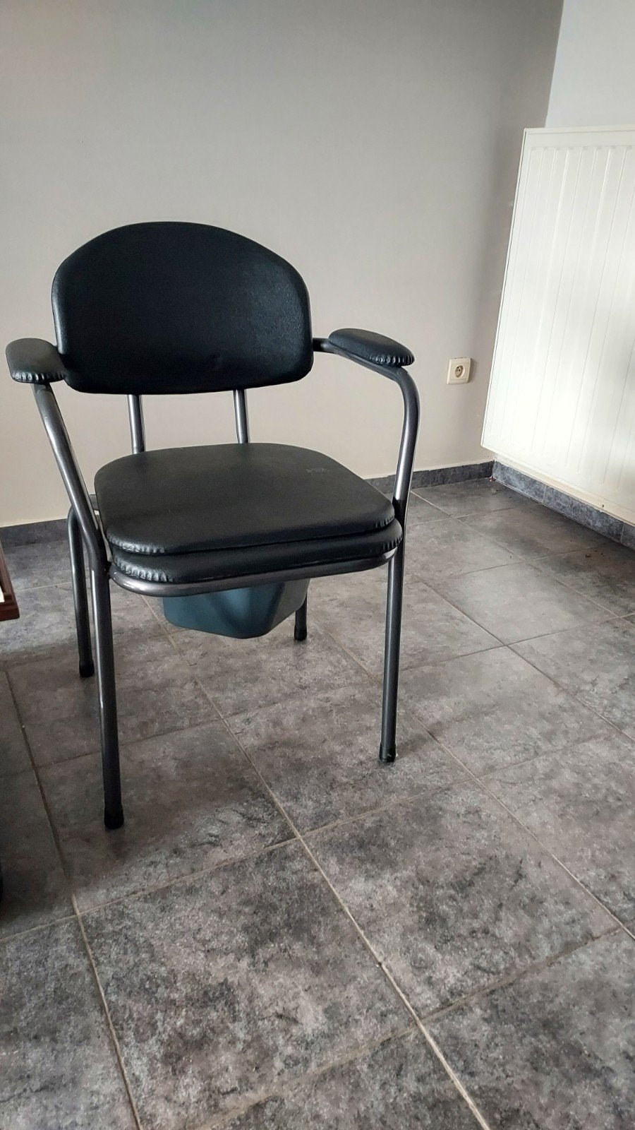 wc-stoel, Diversen, Ophalen